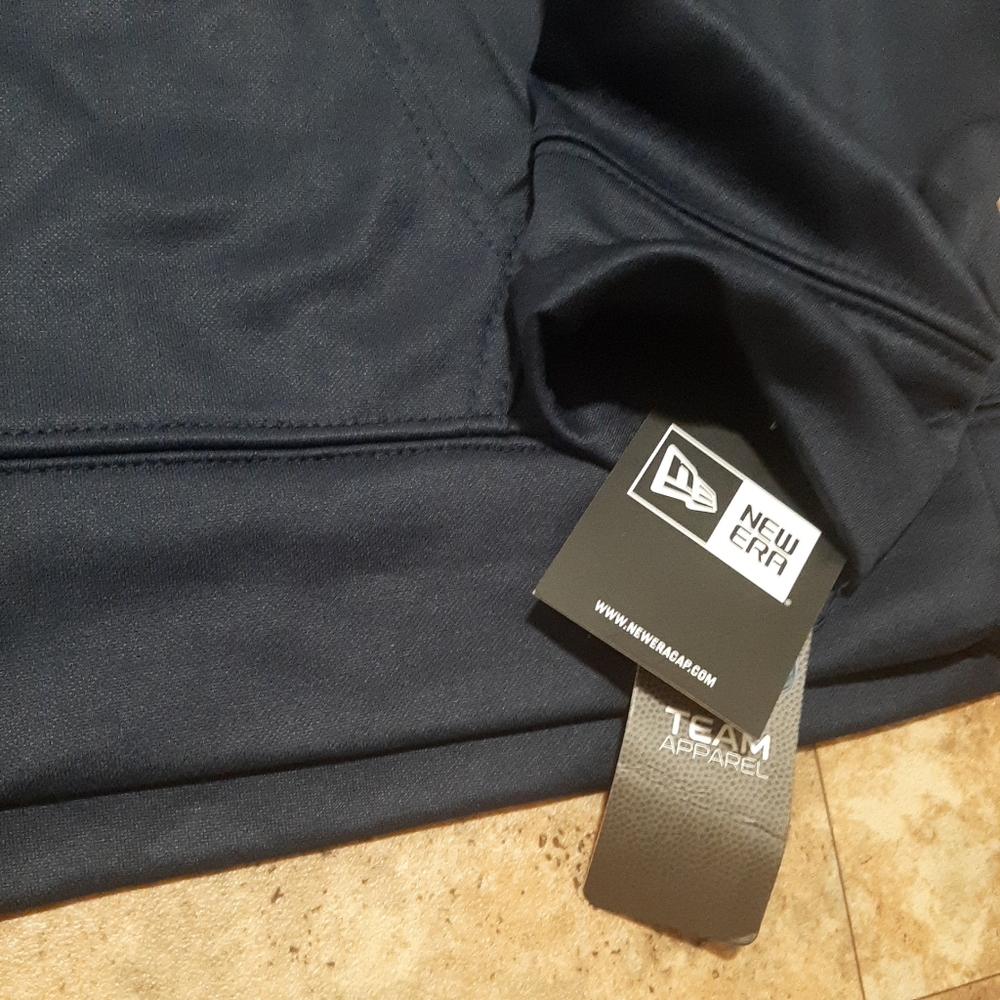 New. New Era Mens New England Patriots Combine Offside Navy Hoodie. Size Medium. - Picture 4 of 7